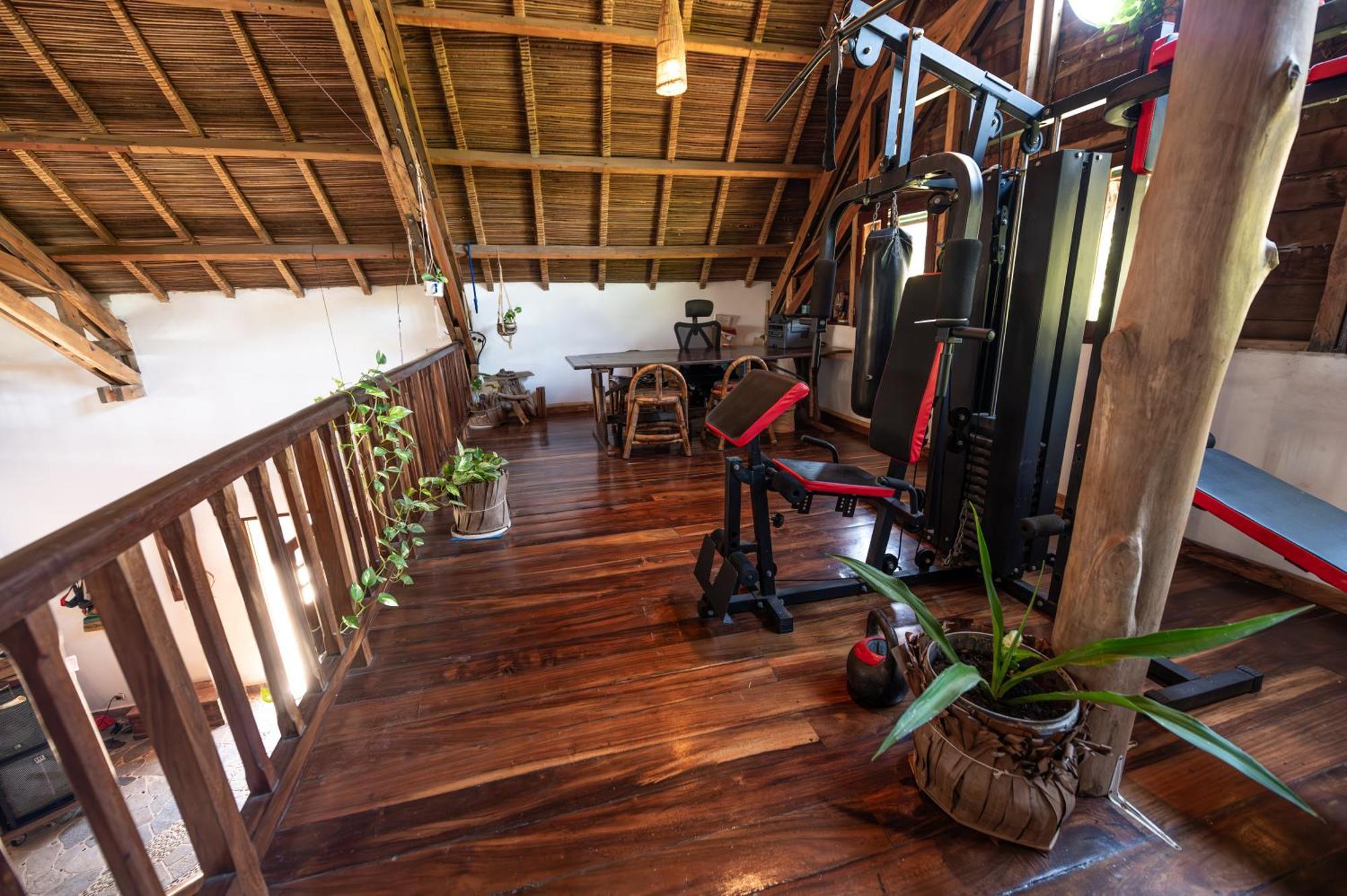 Shambala Madagascar: Beachfront Lodge And Adventures Ambolobozo Exterior foto
